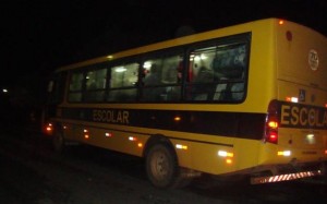 Ônibus escolar